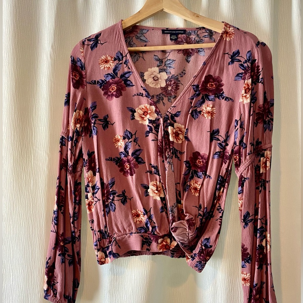 American Eagle Top